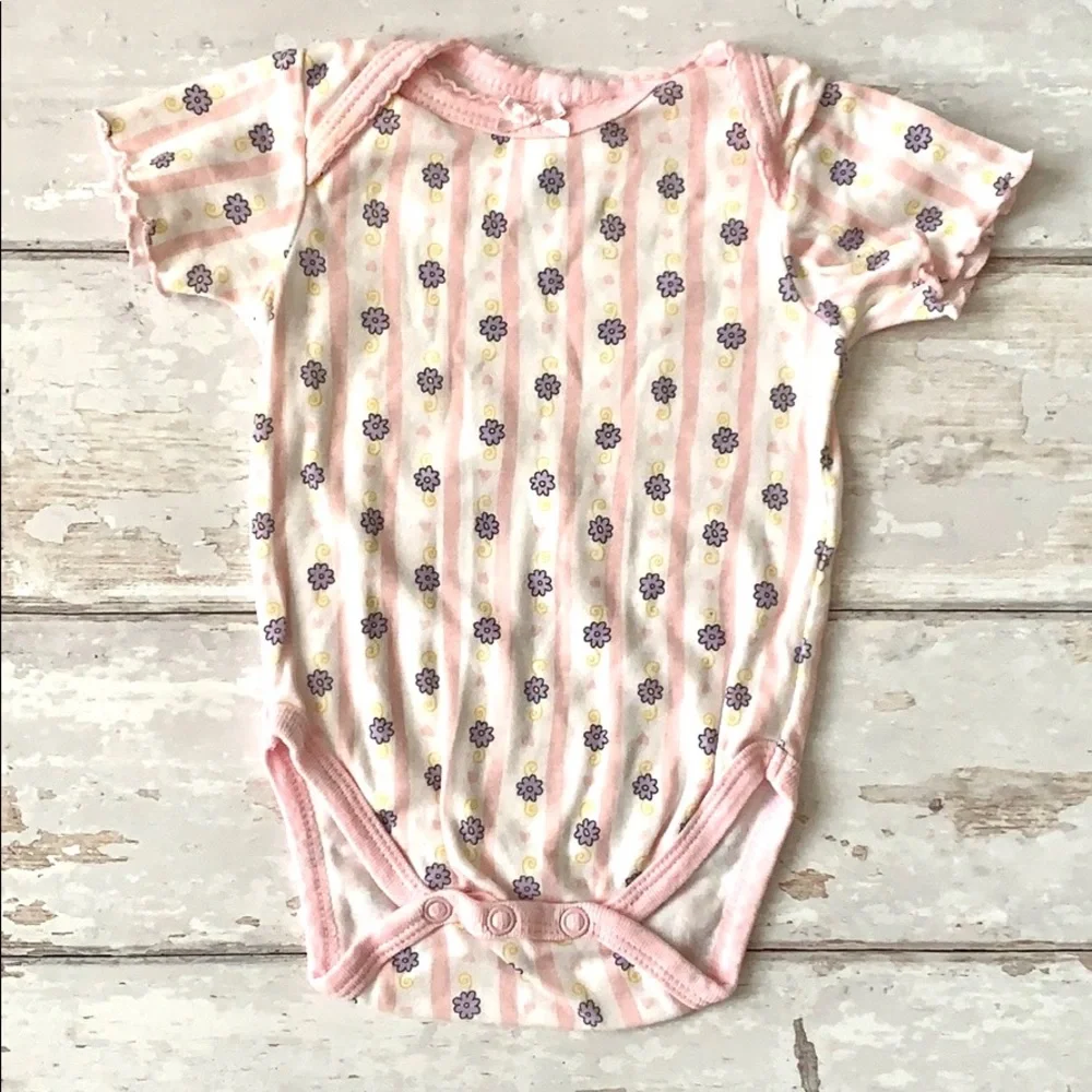 Baby Girl 3-6m Onesie Bundle Pink Floral Purple Prints 3m 6m